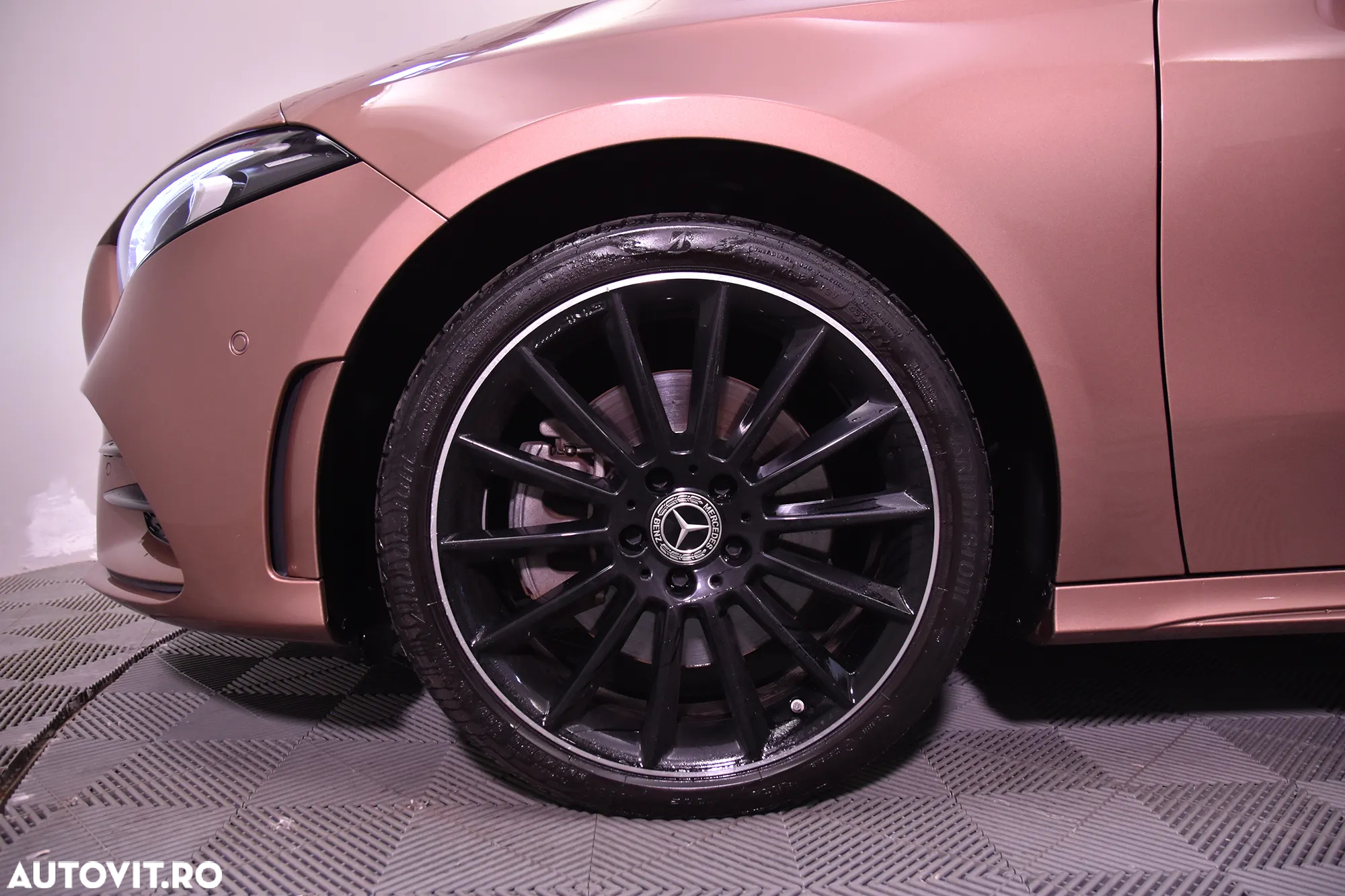 Mercedes-Benz A 250 e 8G-DCT Edition AMG Line - 13