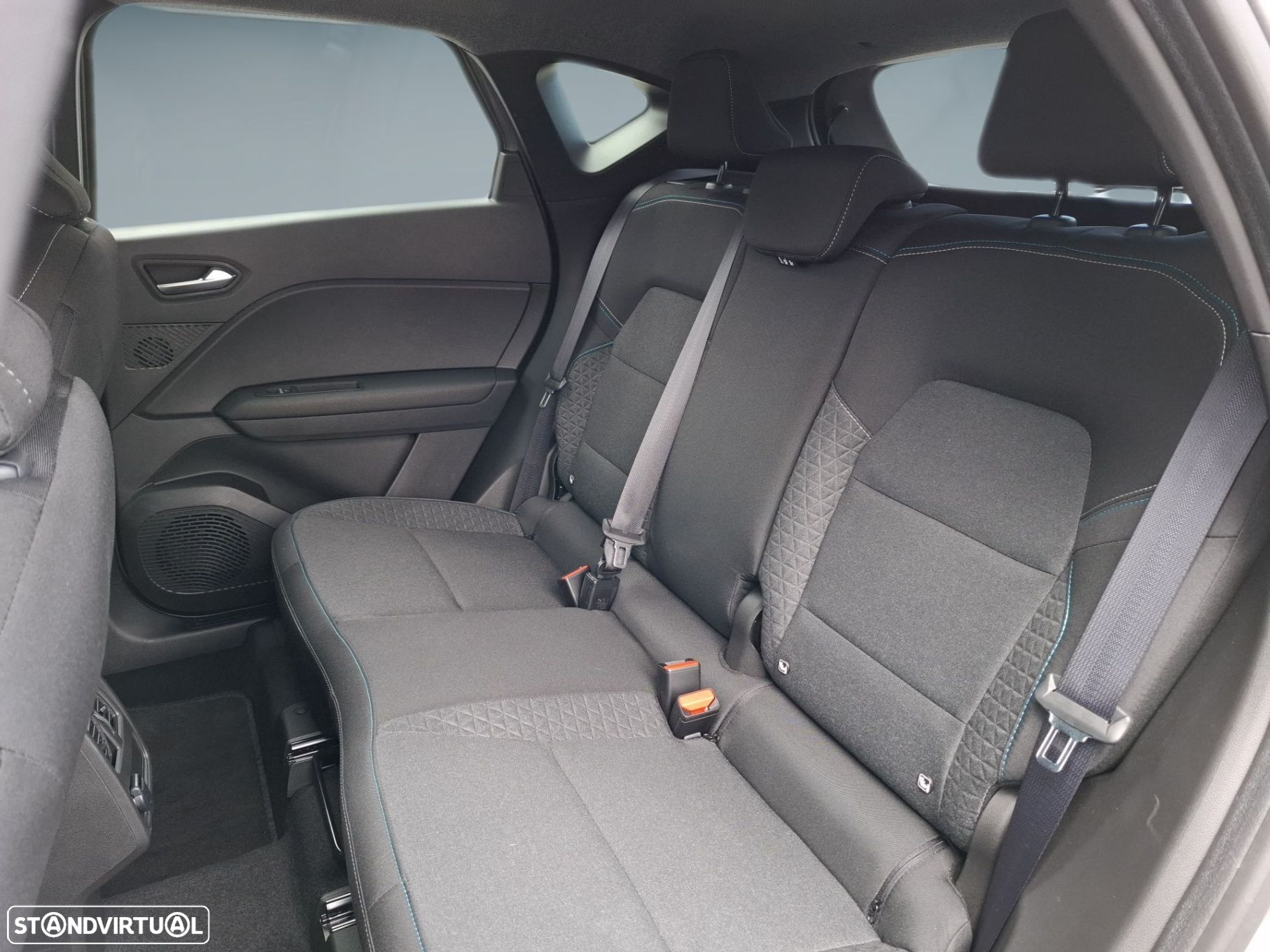 Renault Captur - 14