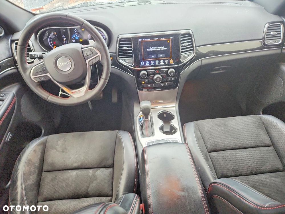 Jeep Grand Cherokee - 10