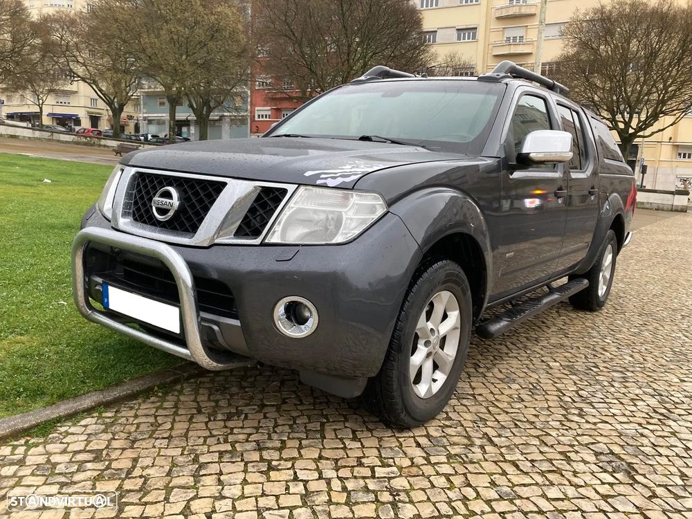 Nissan Navara 2.5 dCi CD LE Hi-Tech 4WD - 4