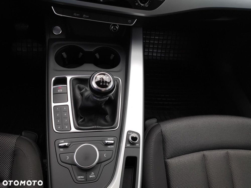 Audi A4 Limousine 2.0 TDI - 23