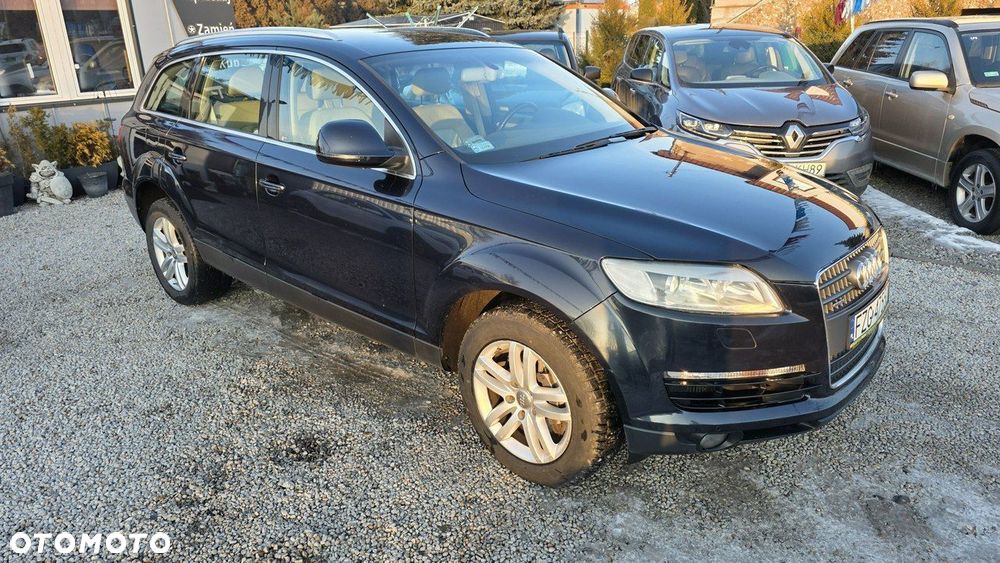 Audi Q7 - 16
