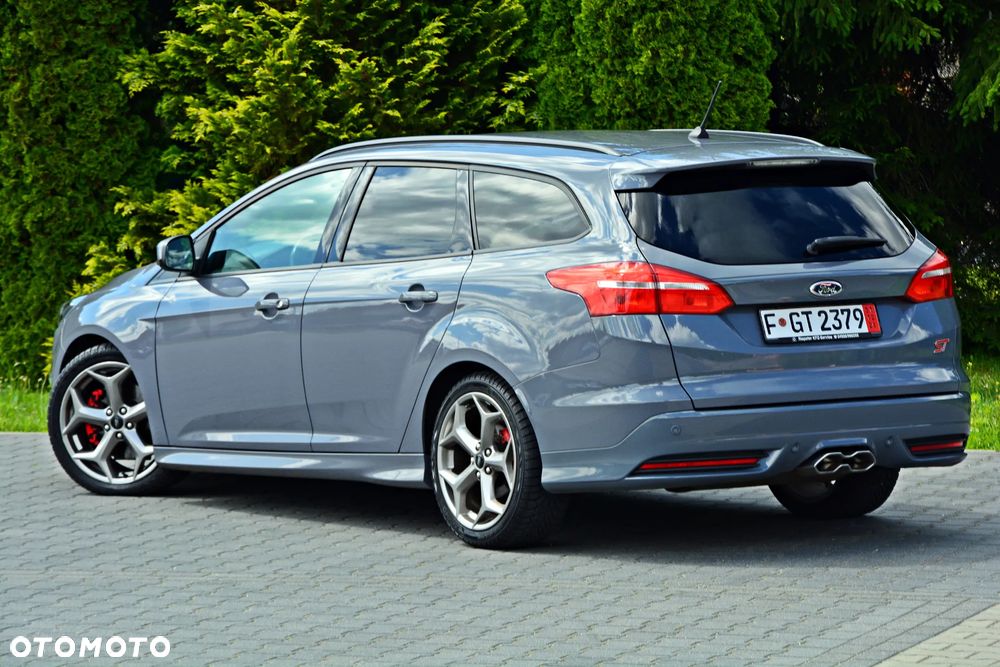 Ford Focus 2.0 TDCi ST - 14