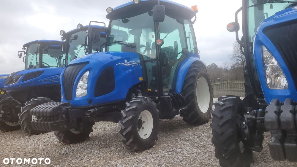 New Holland Boomer 35 - 2