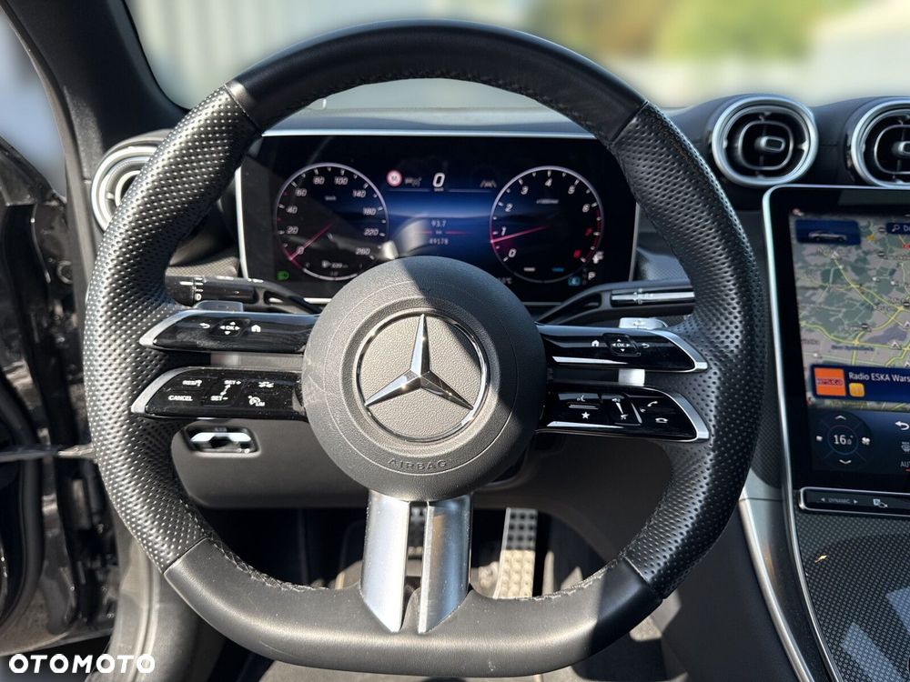 Mercedes-Benz GLC - 12