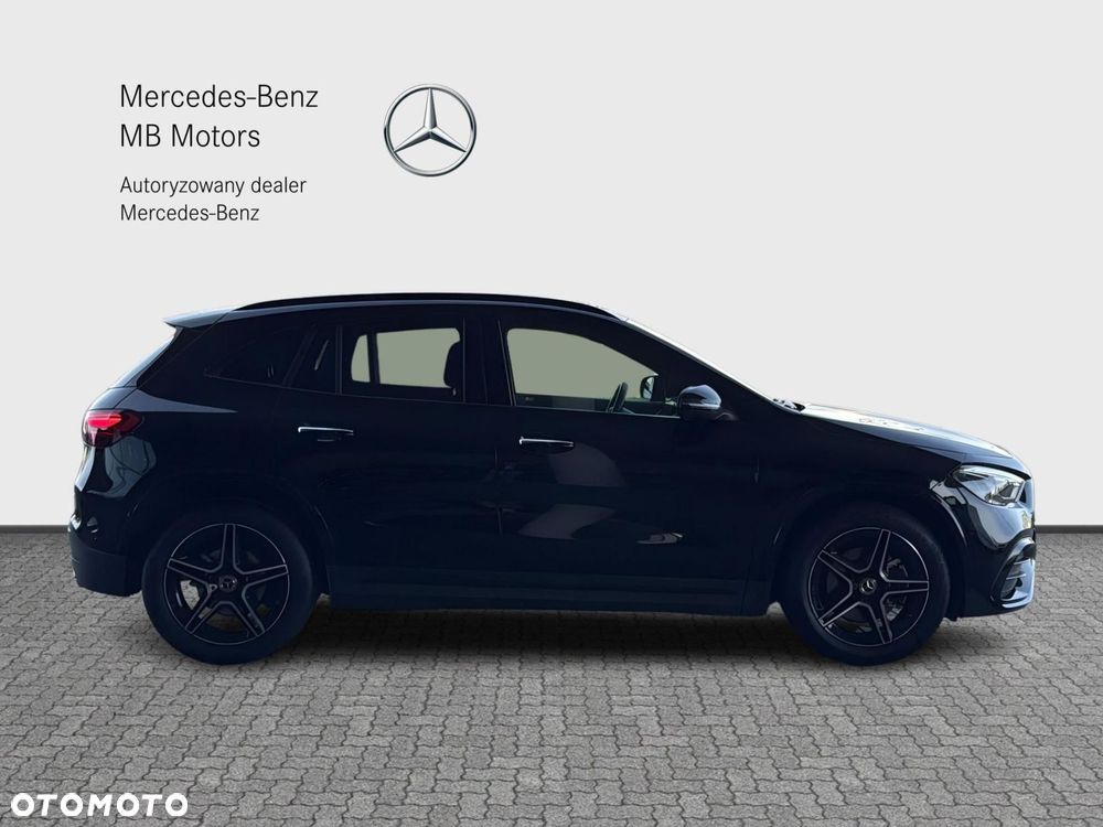 Mercedes-Benz GLA - 6