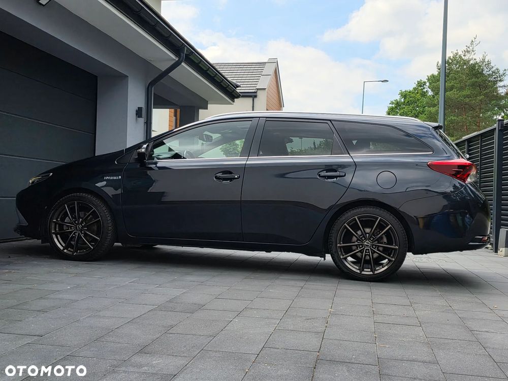 Toyota Auris - 22