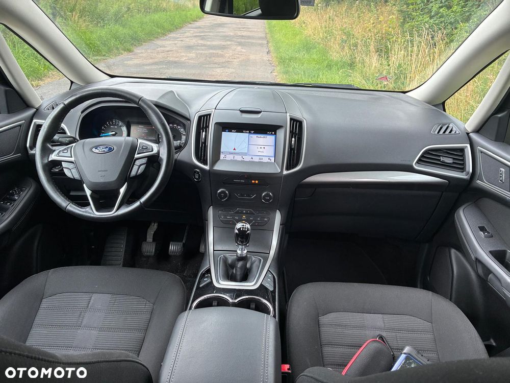 Ford Galaxy - 7