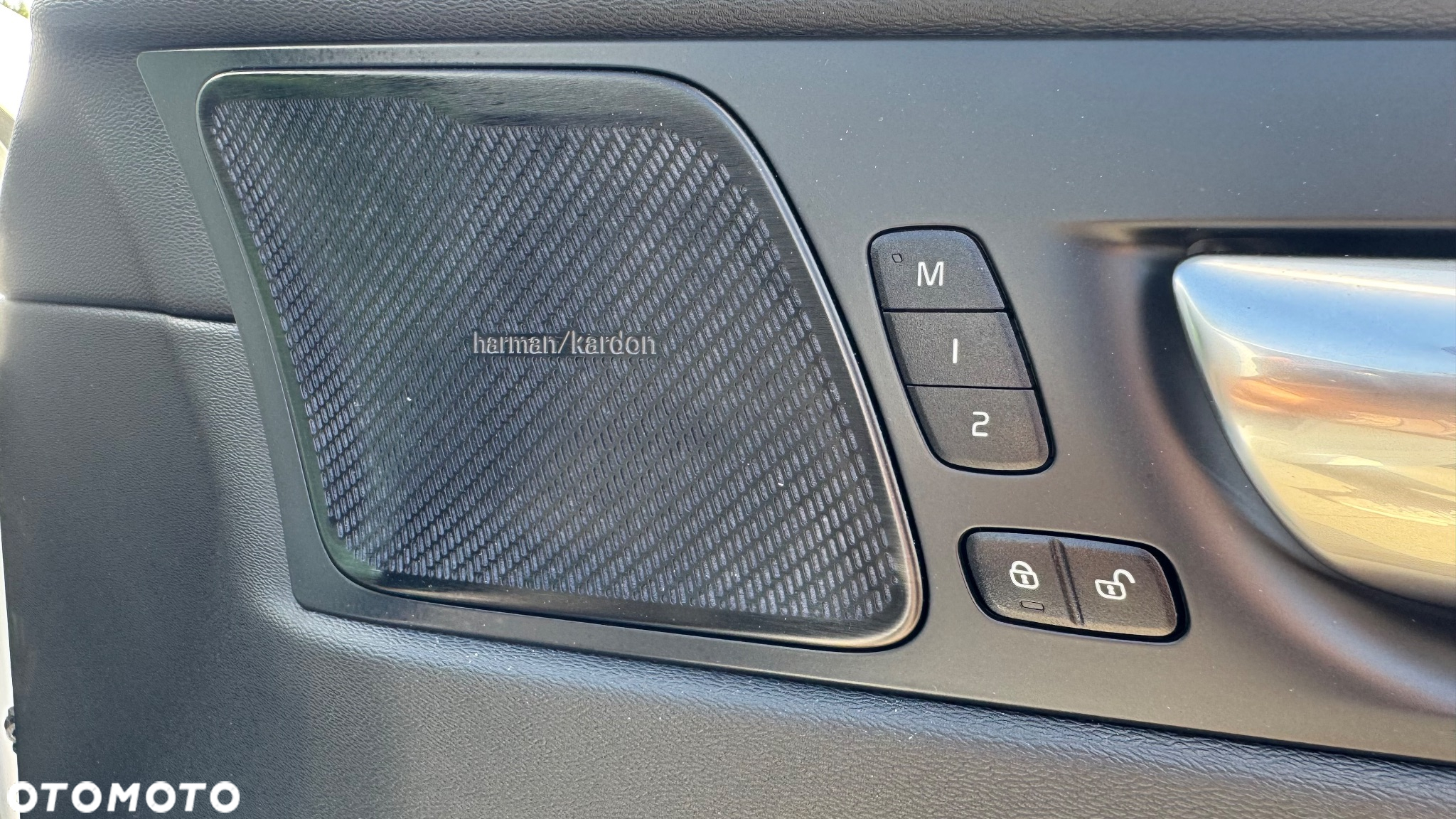 Volvo XC 60 B4 D Geartronic RDesign - 25