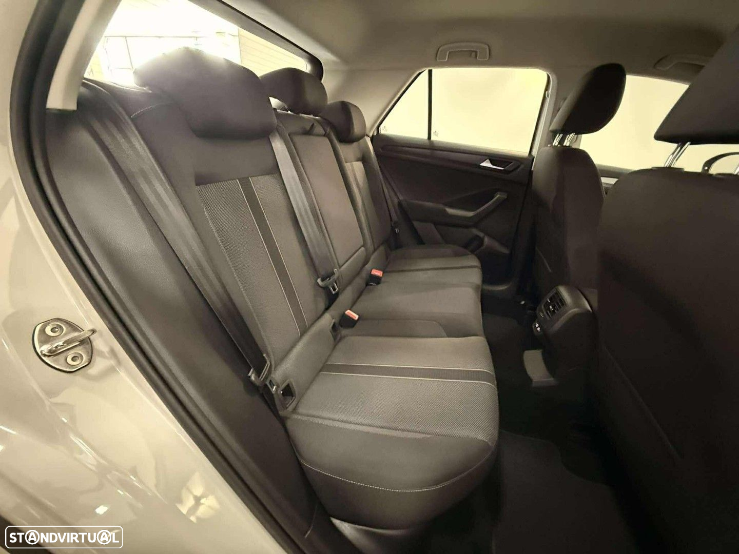 VW T-Roc 1.0 TSI Life - 12