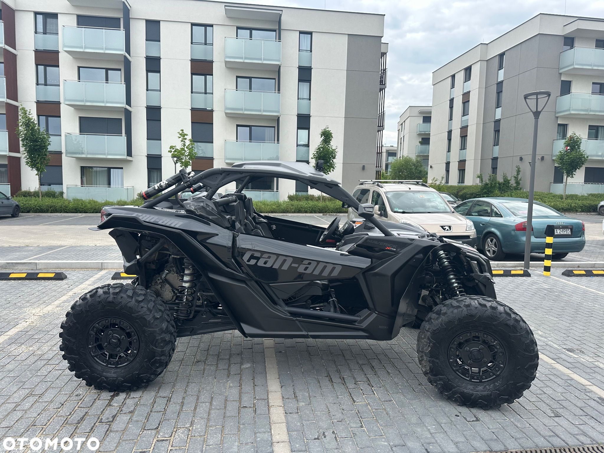 Can-Am Maverick - 1