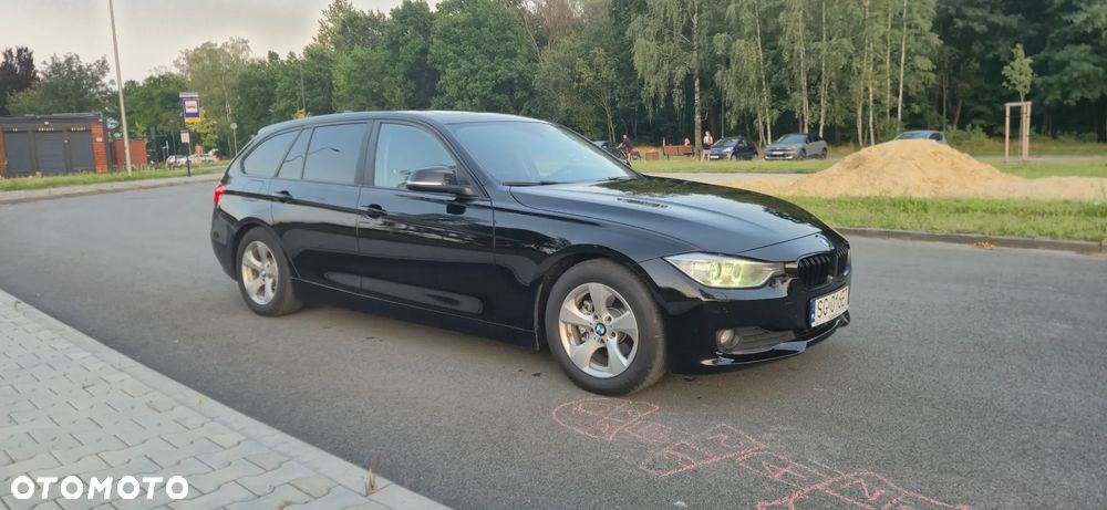 BMW Seria 3 320d Efficient Dynamic Edition - 3