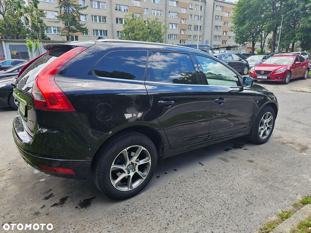 Volvo XC 60 D4 Drive-E Ocean Race - 9