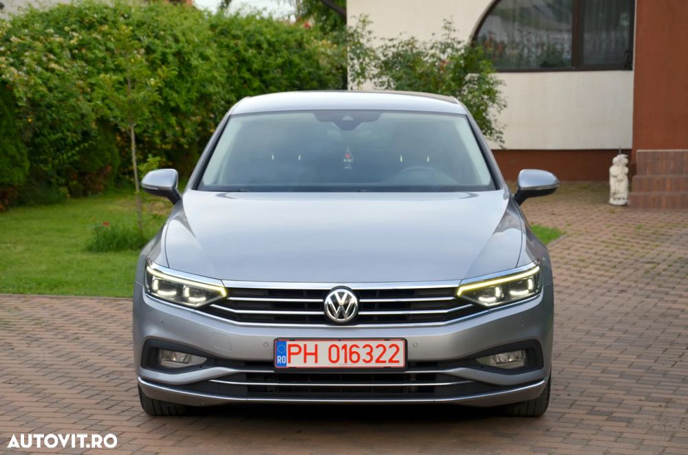 Volkswagen Passat - 21