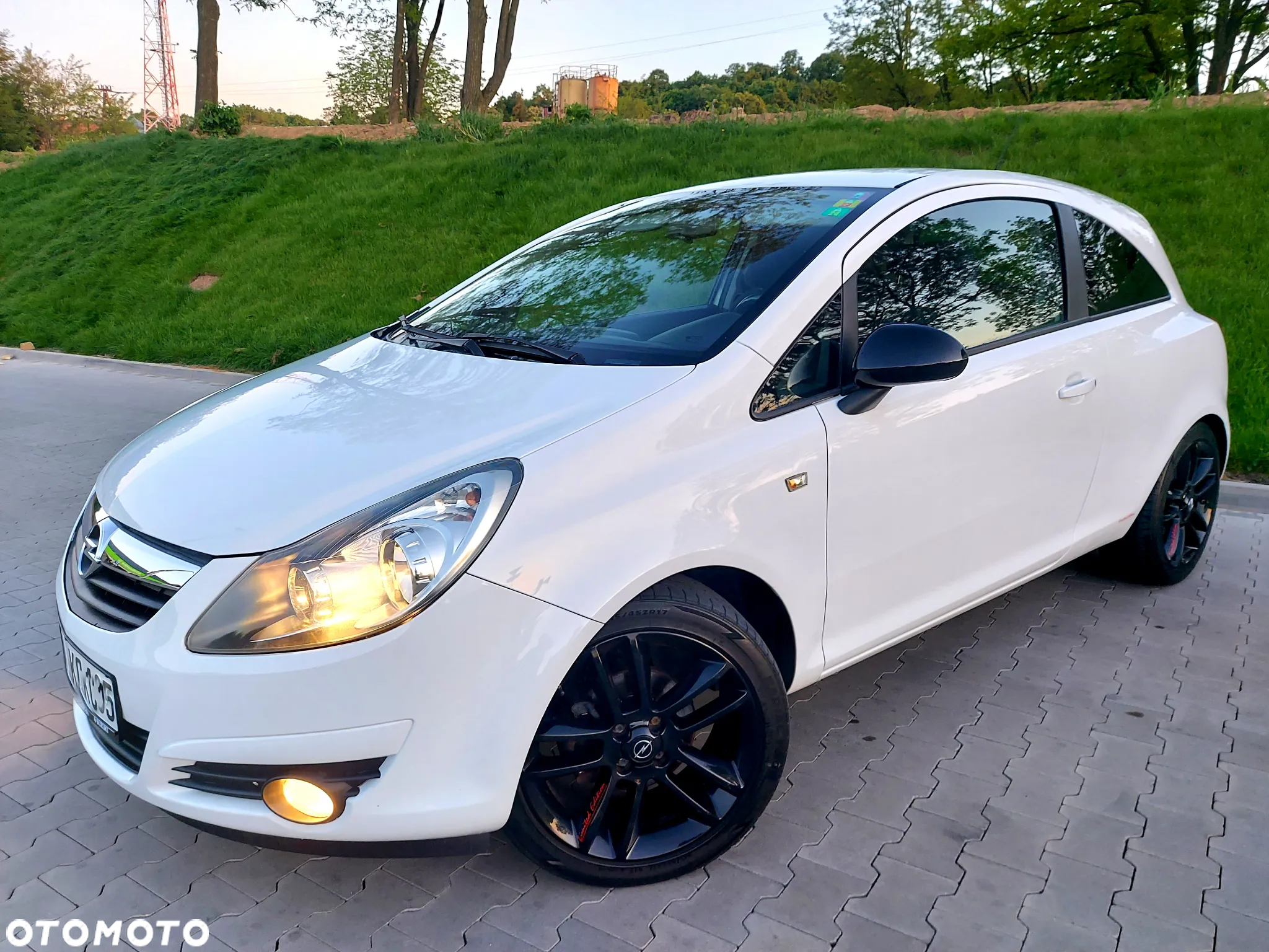 Opel Corsa 1.4 16V Color Edition - 17