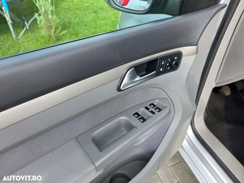 Volkswagen Touran 1.4 TSI Comfortline - 11