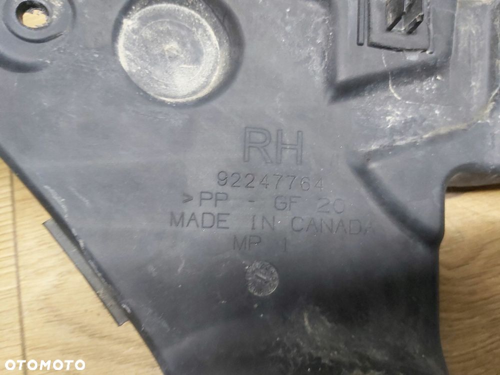 Chevrolet CAMARO V SS 6,2 v8 ślizg zderzaka prawy tył 92247764 10-14r - 3