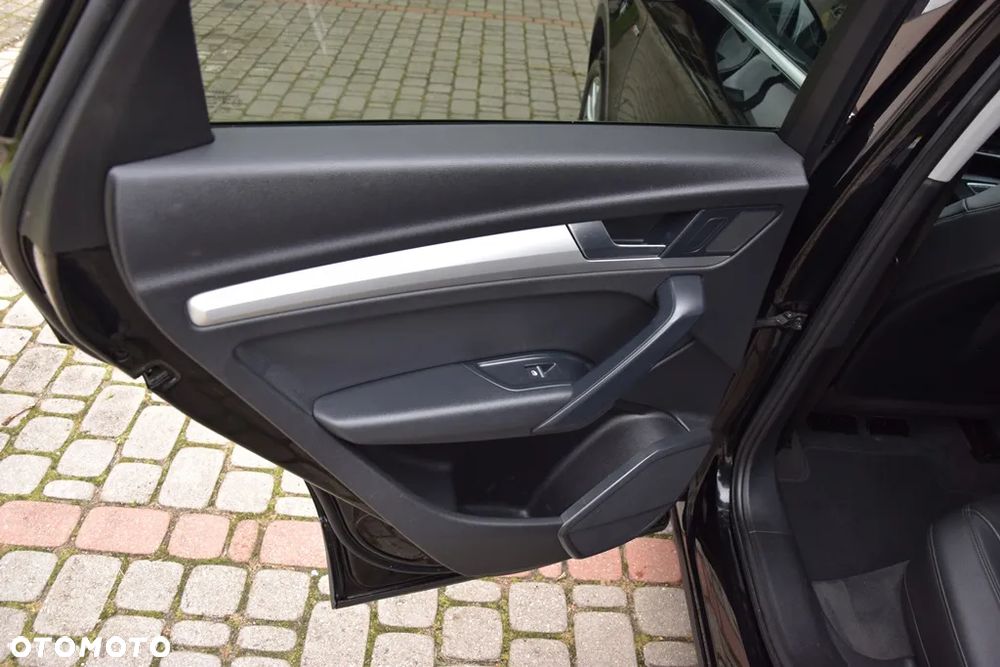 Audi Q5 35 TDI S tronic S line - 32