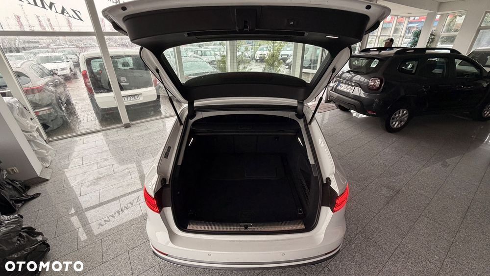 Audi A4 Avant - 27