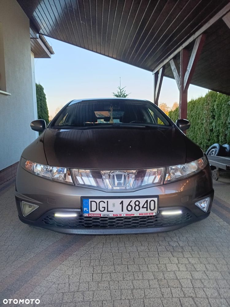 Honda Civic 1.8 Comfort - 1