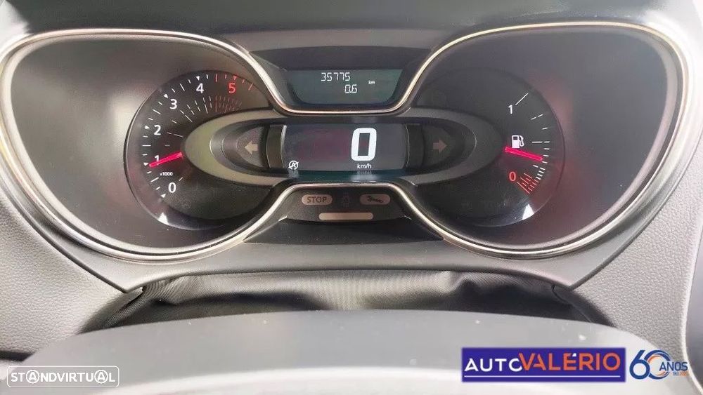 Renault Captur 1.5 dCi Exclusive - 17
