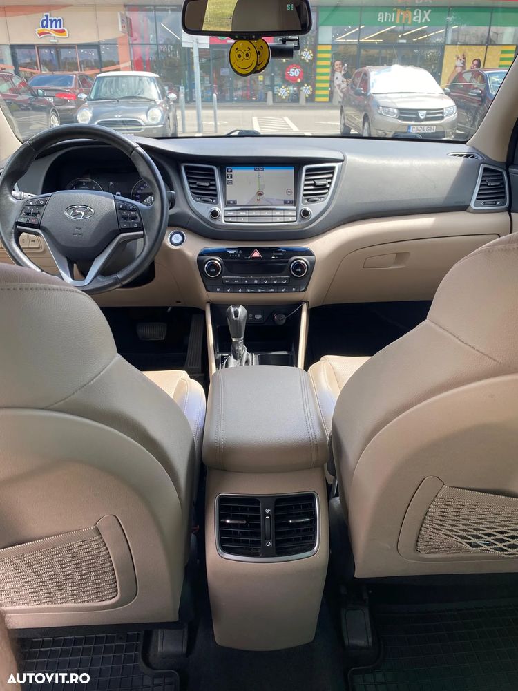 Hyundai Tucson 2.0 CRDI 4WD 6AT Luxury Pack+ - 19