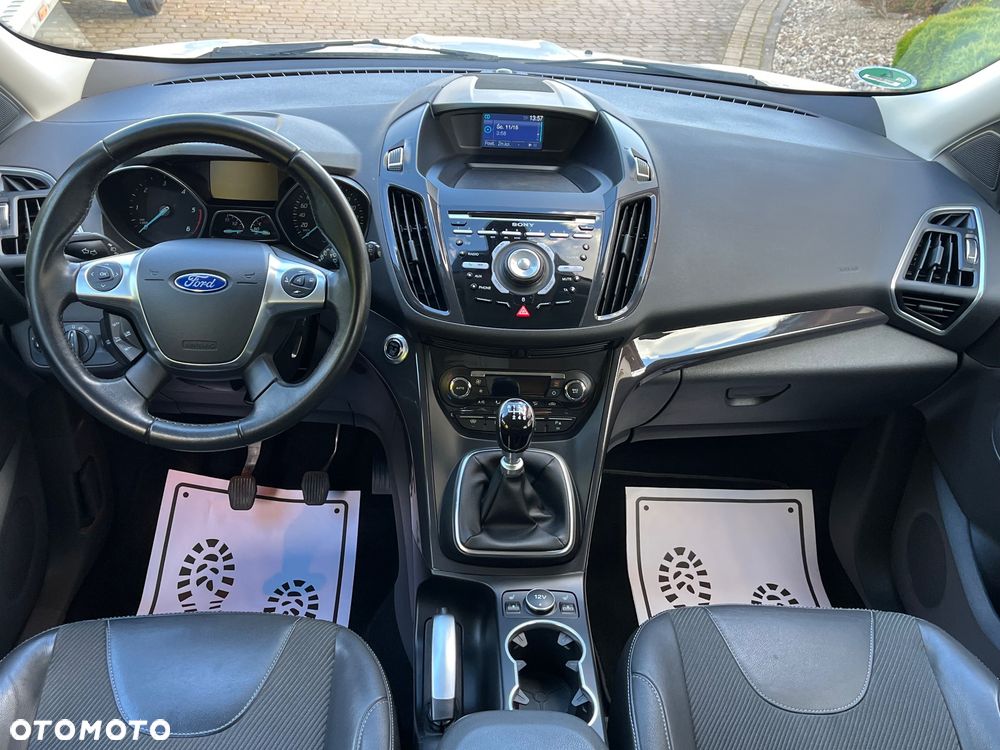 Ford Kuga - 25
