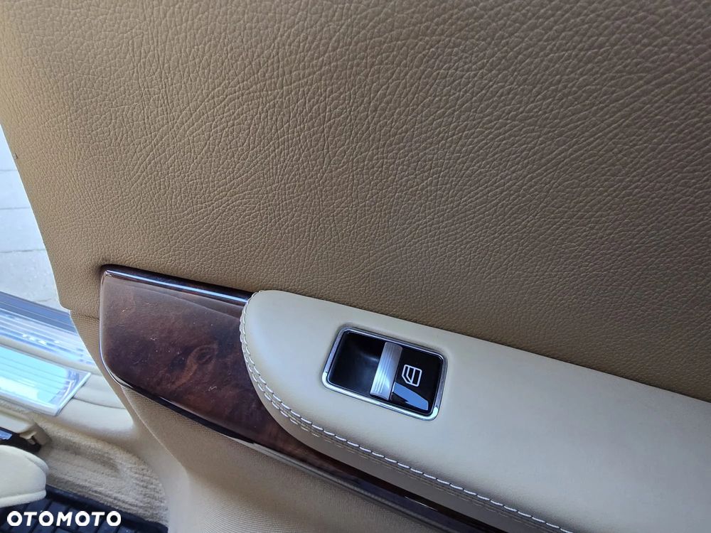 Mercedes-Benz CL 500 4-Matic BlueEff - 35