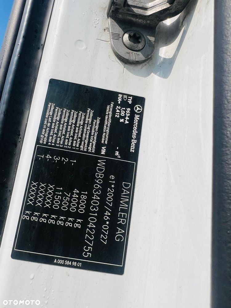 Mercedes-Benz ACTROS 1845 / GIGA SPACE / KLIMTYZACJA POSTOJOWA / ACC / XENON - 11