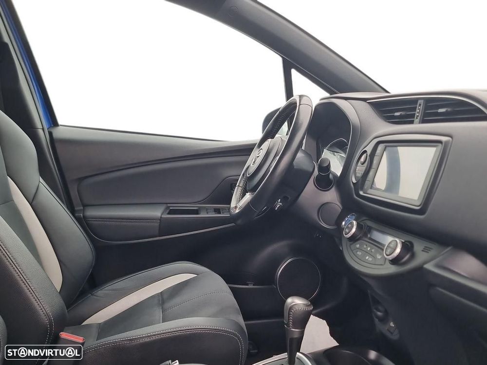 Toyota Yaris - 7