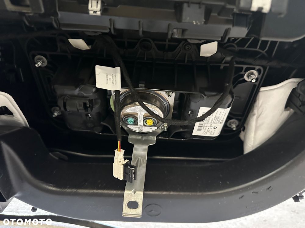 KOMPLETNA KONSOLA Z AIRBAG MERCEDES-BENZ EQB NIEREGENEROWANA - 4
