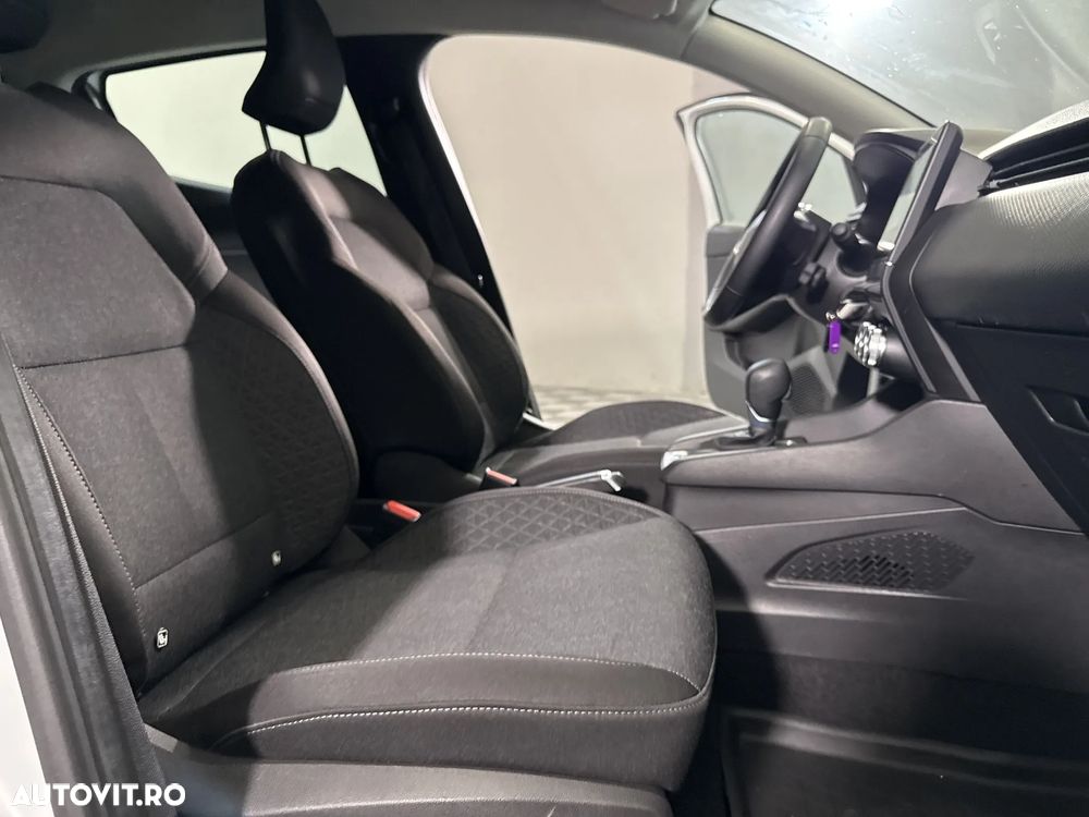 Renault Clio - 12