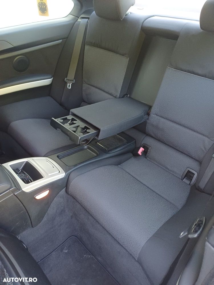 BMW Seria 3 320d - 17