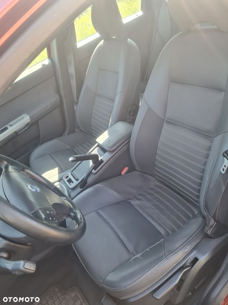 Volvo V50 1.6D Momentum - 4