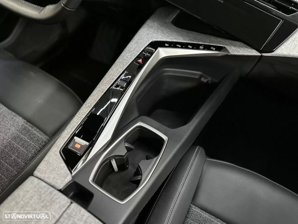 Peugeot 3008 1.2 Hybrid Allure e-DCS6 - 36