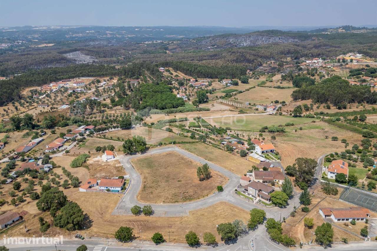 Lote de Terreno  Venda em Alcanede,Santarém - Grande imagem: 2/18