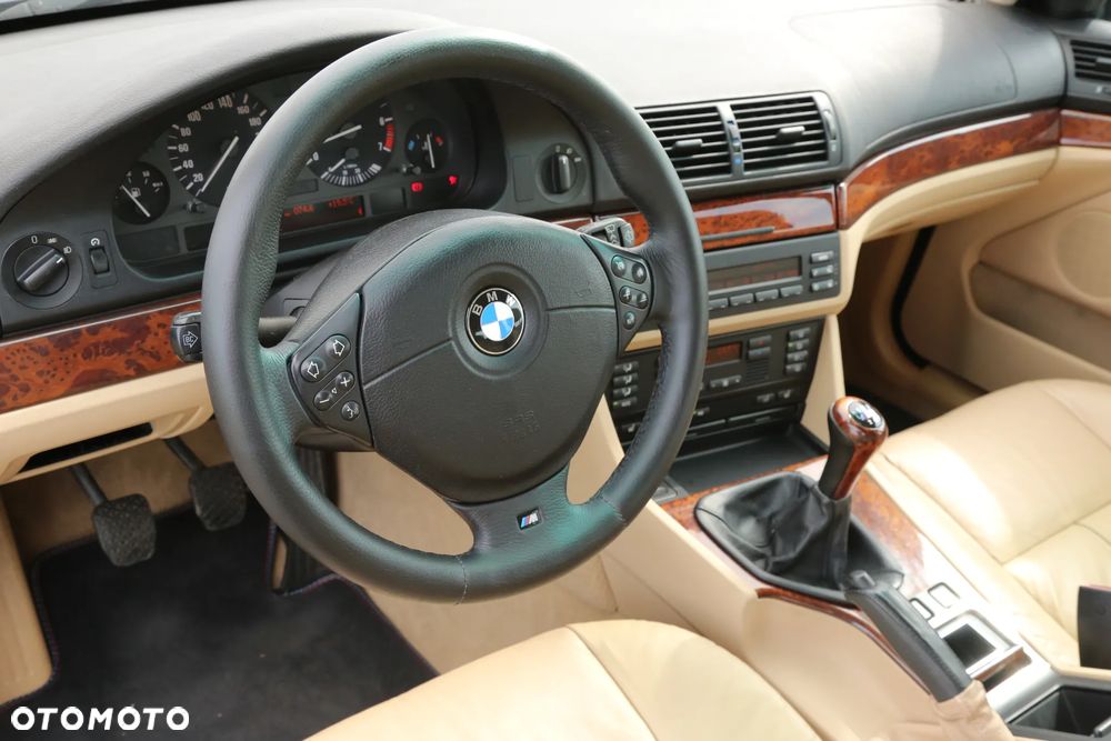 BMW Seria 5 530i Touring Edition Sport - 11