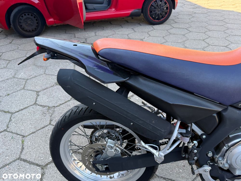 Yamaha XT - 16