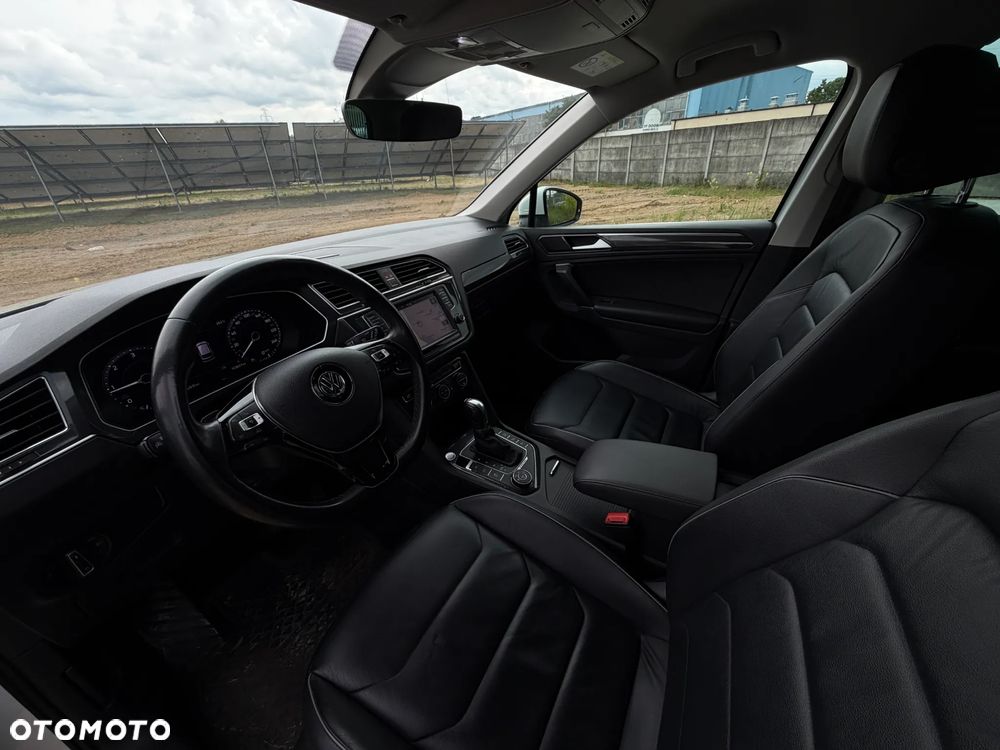 Volkswagen Tiguan 2.0 TDI SCR 4MotION DSG R-Line - 15