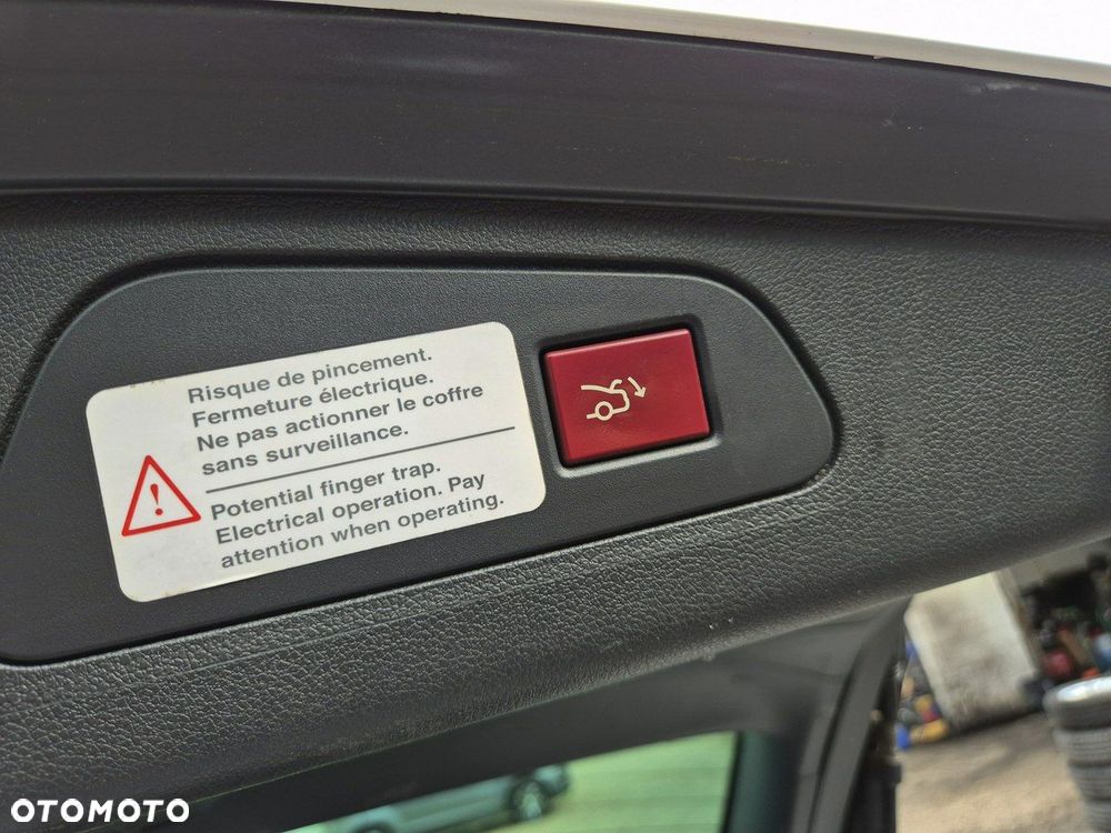 Peugeot 508 2.0 BlueHDi Allure S&S - 31