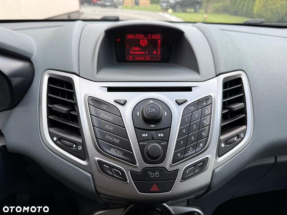 Ford Fiesta 1.25 Viva - 31