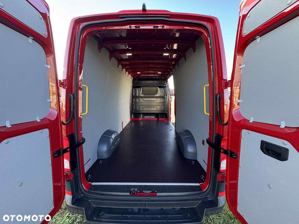 MAN TGE 3.140 FURGON 4x2F SB - 17