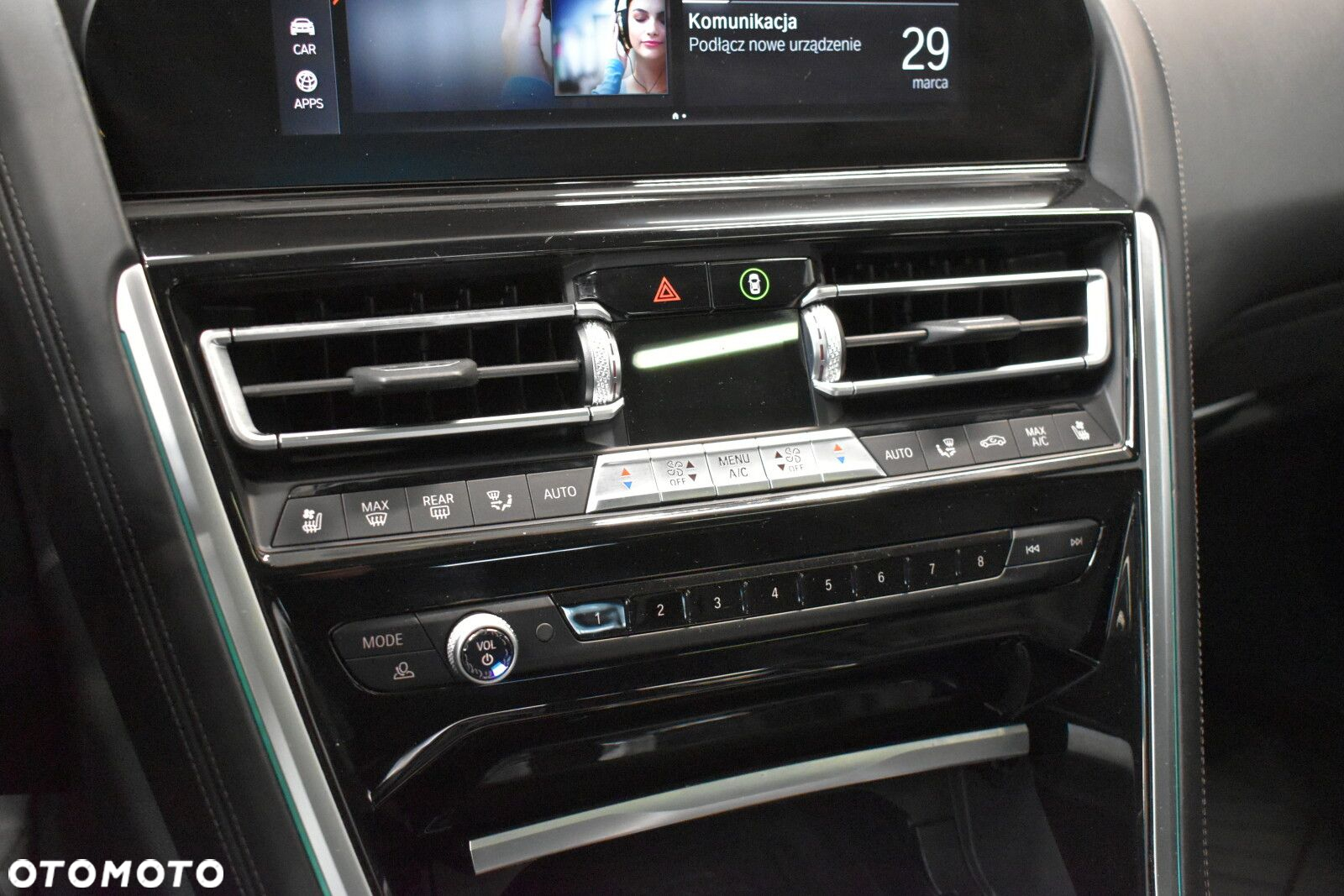 BMW Seria 8 - 17