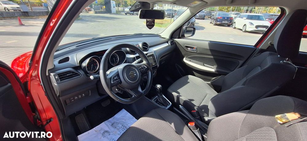 Suzuki Swift 1.2 Dualjet 12V MHEV CVT Passion - 9