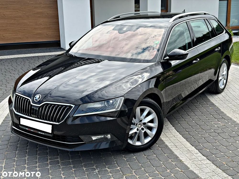 Skoda Superb 2.0 TDI Premium Edition - 7