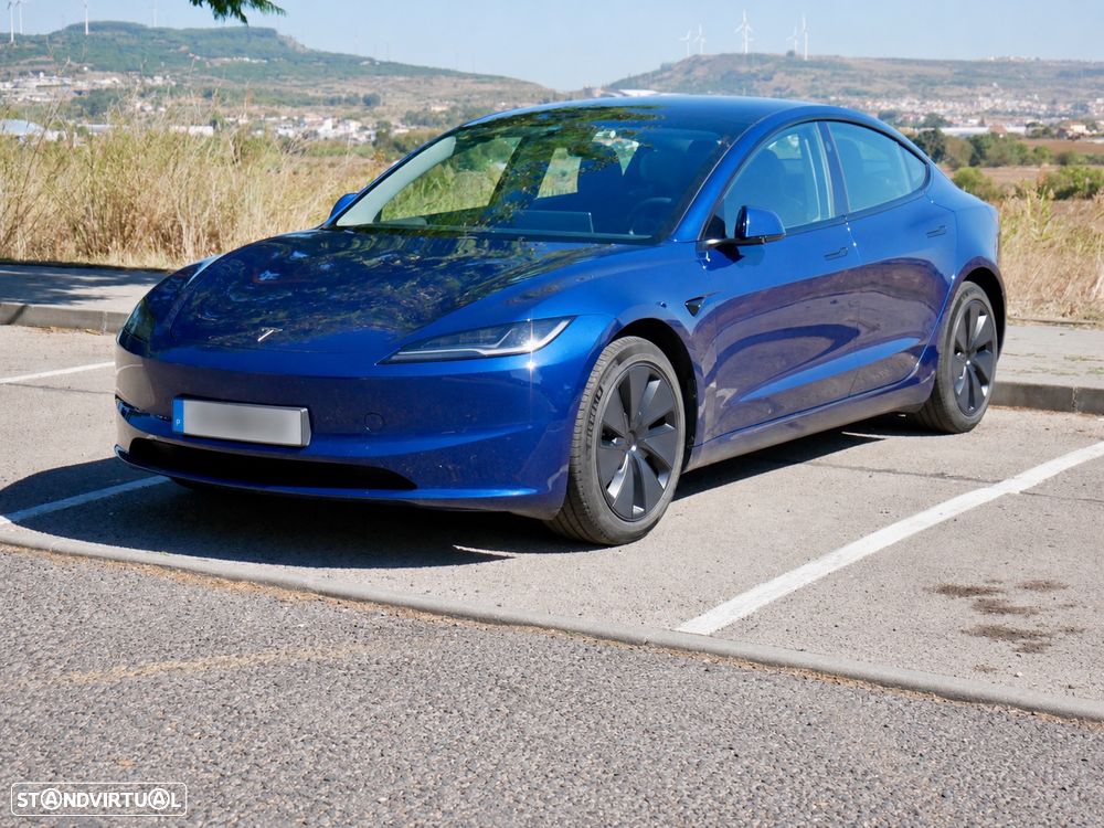 Tesla Model 3 2024 photo 3