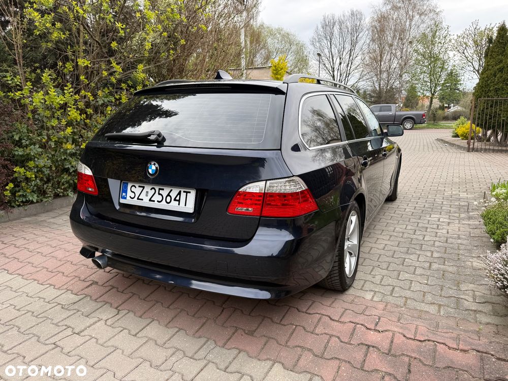 BMW Seria 5 520d Edition Exclusive - 14