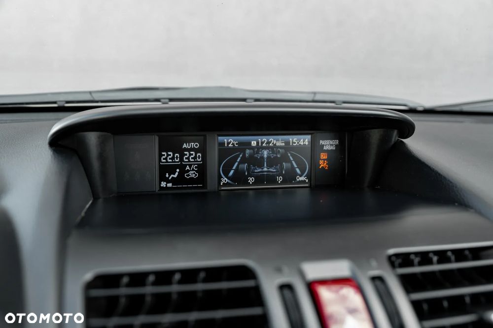 Subaru XV 2.0i Lineartronic Limited Edition - 32