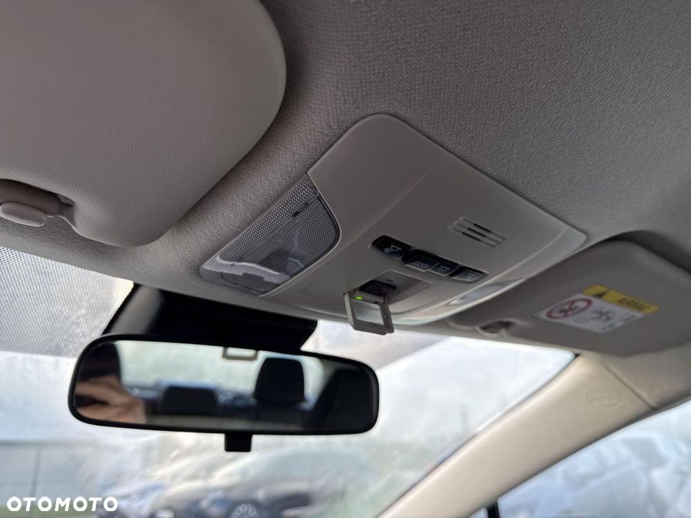 Toyota Corolla 1.8 Hybrid Comfort - 20