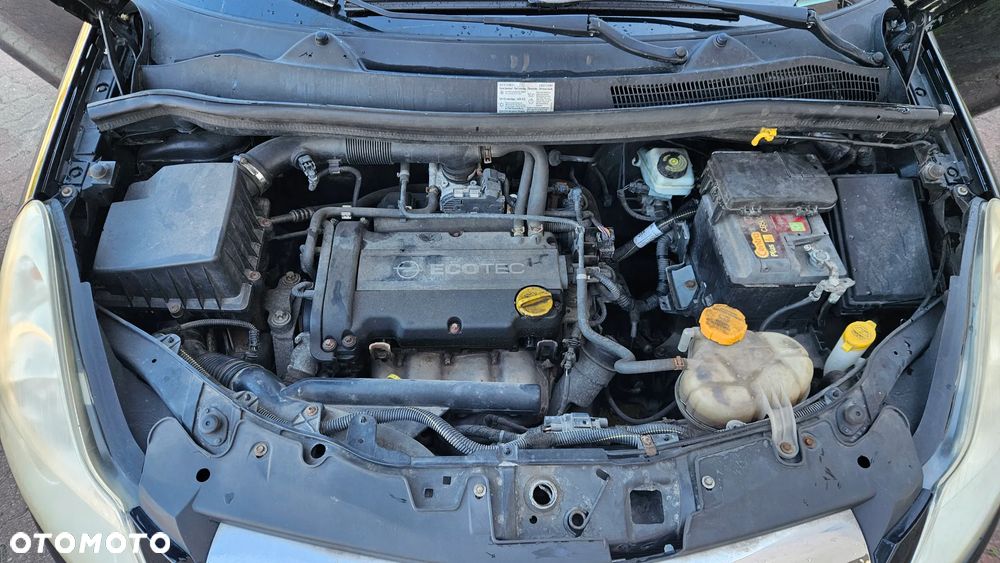 Opel Corsa 1.4 16V Enjoy - 11